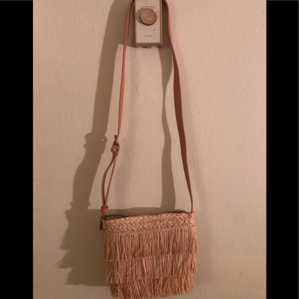 Universal Thread Straw Bag